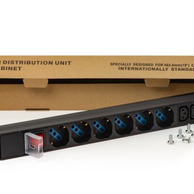 MULTIPRESA DA RACK 19″ CON 6 PRESE UNIVERSALI + 3 PRESE C13 CON INTERRUTTORE SPINA ITALIANA 16A