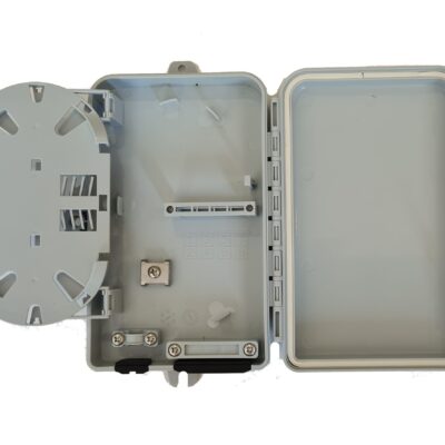 BOX DA ESTERNO 4 PORTE PER CONNETTORI FIBRA OTTICA SC SIMPLEX O LC DUPLEX PER APPLICAZIONI FTTH IP67